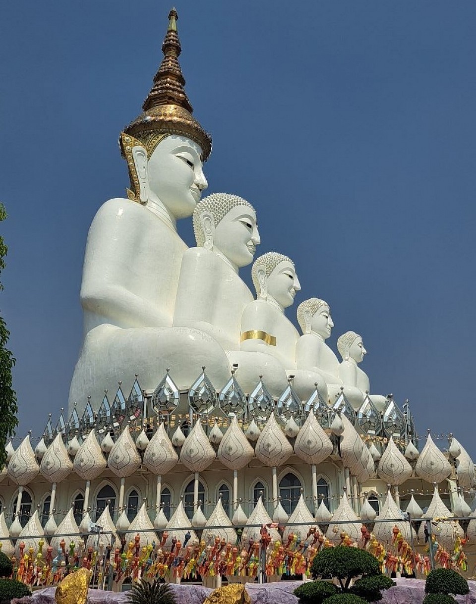 วัดผาซ่อนแก้ว