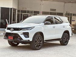 Toyota fortuner