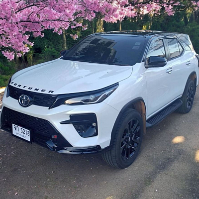 บริการแท็กซี่ เหมารถนั่งส่วนตัวพร้อมคนขับ ราคาประหยัด