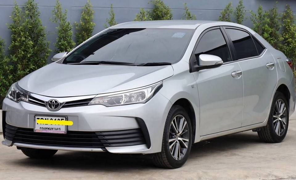 บริการรถ SUV ใหญ่ 7 ที่นั่งพร้อมคนขับ